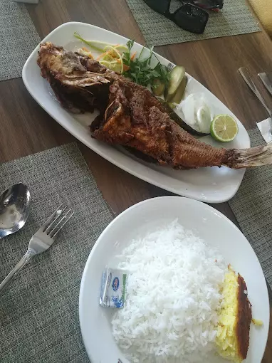 غذا در هتل لیلیوم کیش